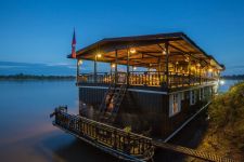 Private Cruise Huay Xai to Luang Prabang 2 Days / 1 Night