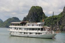 Bai Tu Long Private Junk Excursion 3 Days / 2 Nights