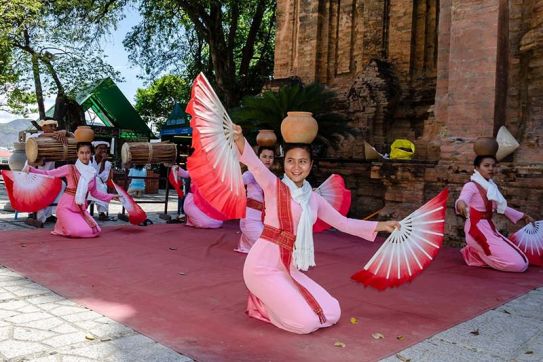 Ponagar Thap Ba Festival: Unique cultural and religious features of the Cham people