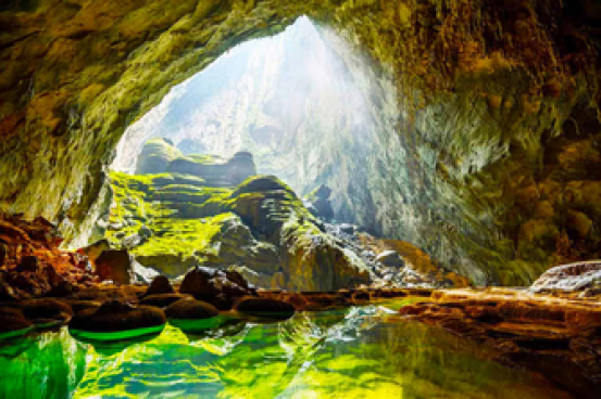 Tour De Trekking, Karsts Y Cuevas De Vietnam